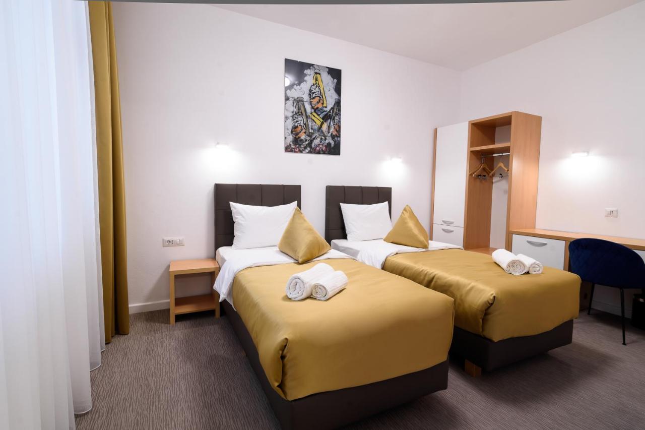 Hotel Urban Baia Mare Luaran gambar
