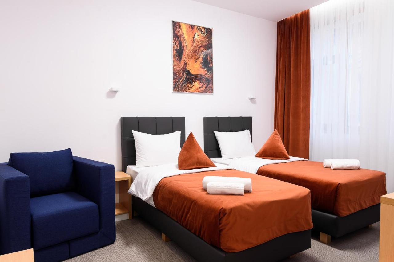 Hotel Urban Baia Mare Luaran gambar