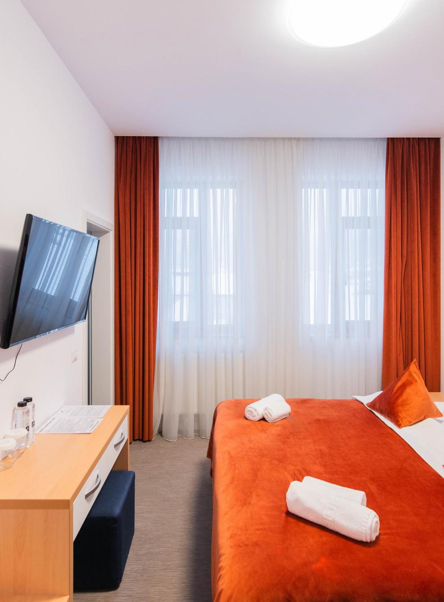 Hotel Urban Baia Mare Luaran gambar