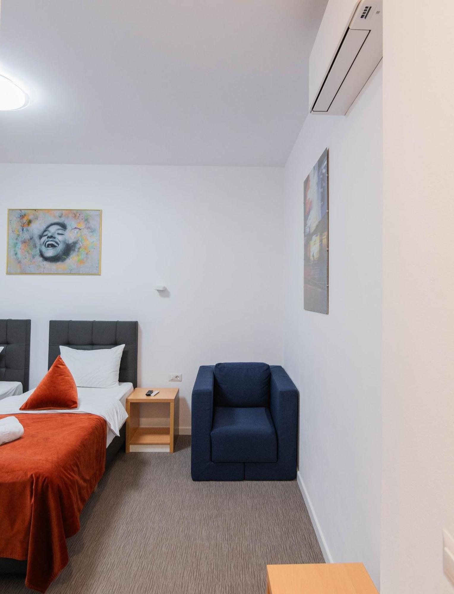 Hotel Urban Baia Mare Luaran gambar
