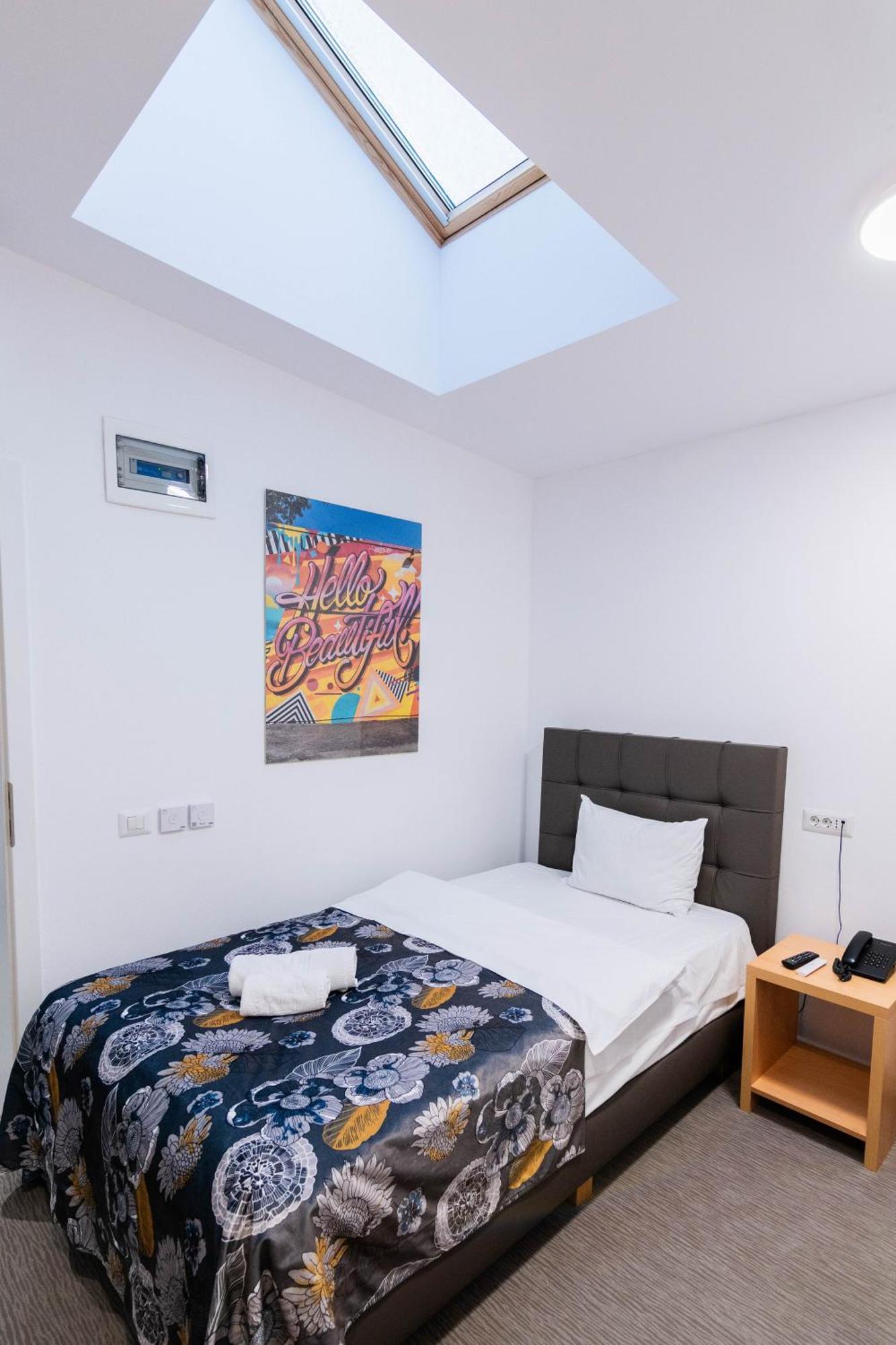 Hotel Urban Baia Mare Luaran gambar